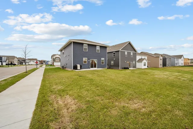 $440,000 | 1057 Stone Creek Dr., Jordan, MN 55352