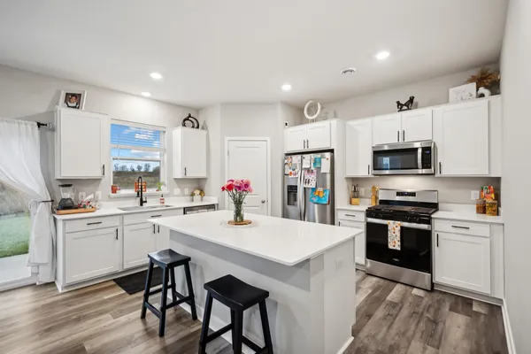 $435,000 | 1057 Stone Creek Dr., Jordan, MN 55352