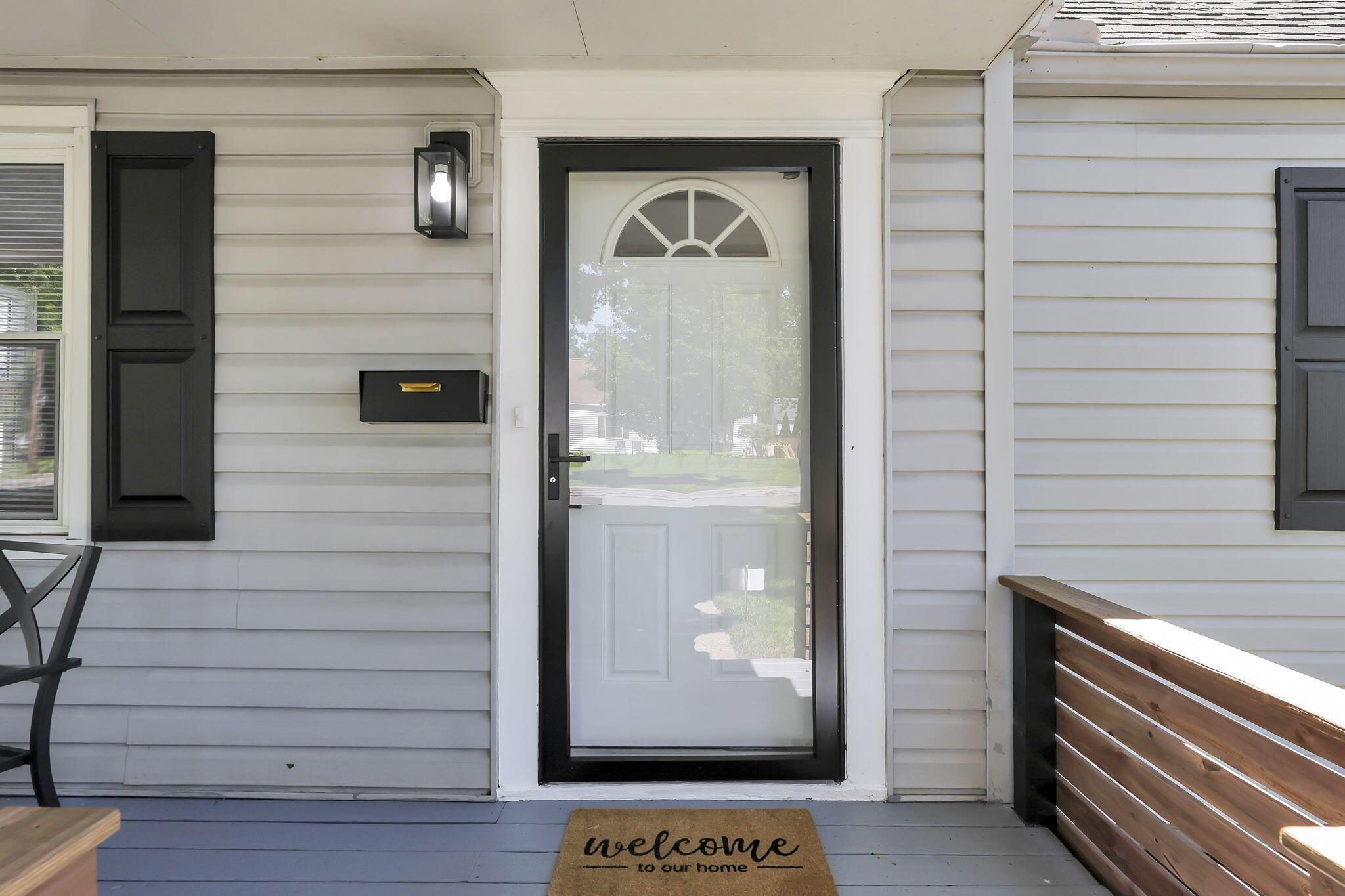 142 North Kellner Road Columbus, OH 43209 - Photo 9 of 62 Front Door