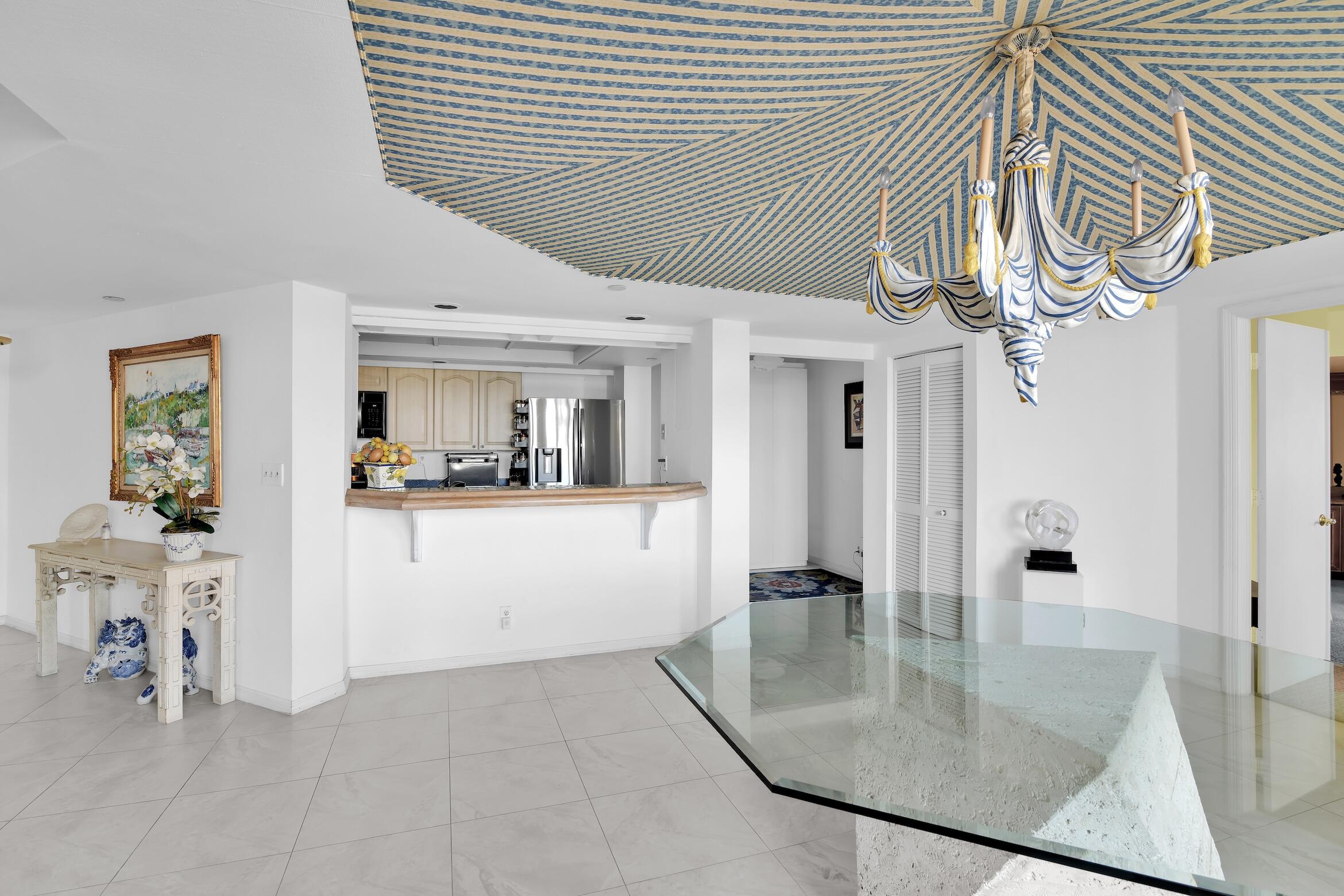 120 Southeast 5th Avenue, Unit 331 Boca Raton, FL 33432 - Photo 9 of 48 a view of a living room