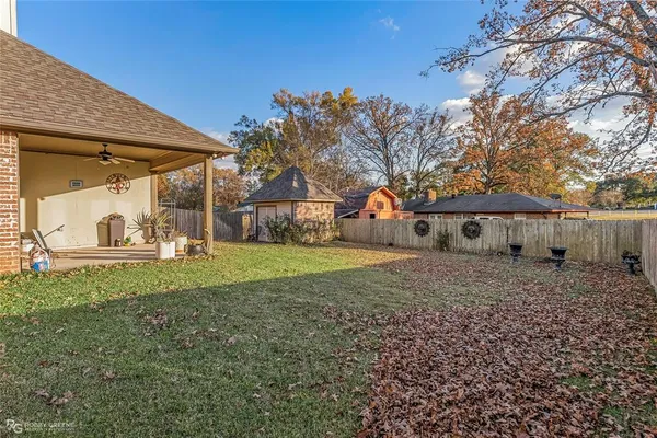 $327,000 | 110 St Andrews, Benton, LA 71006