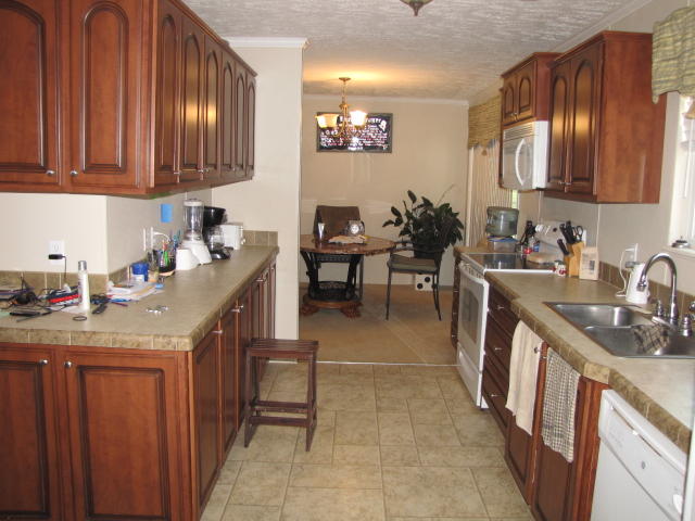 2083 Lipscomb Road Moneta, VA 24121 - Photo 8 of 15 IMG_6698