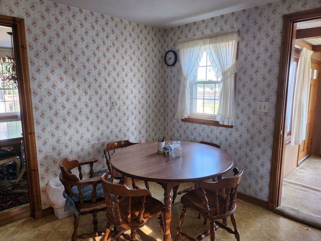39 Stratford Road Weymouth, MA 02191 - Photo 14 of 24 Gallery Image 14