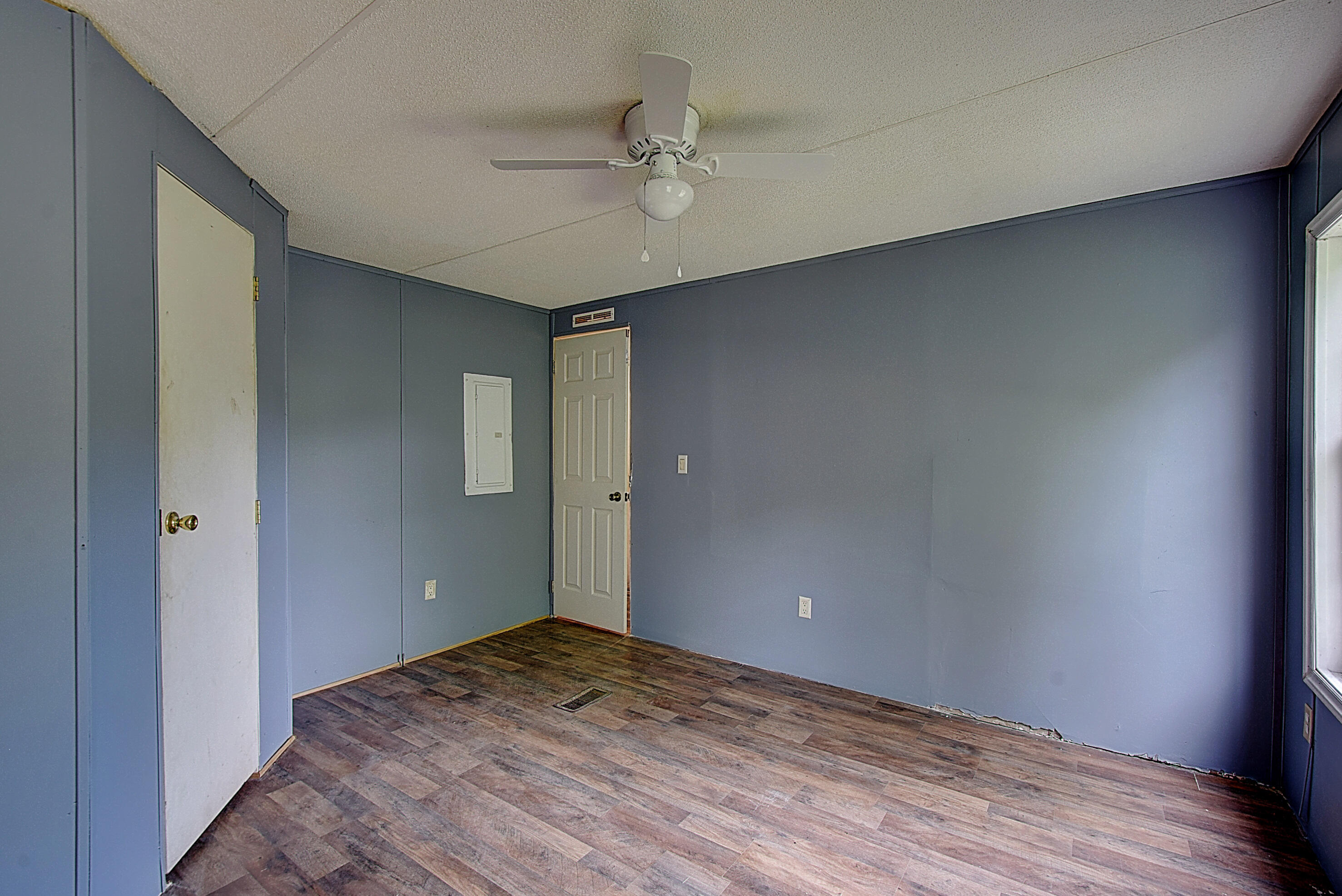 117 Ug Buckles Road Elizabethton, TN 37643 - Photo 11 of 26 DSC_0208And8more_1
