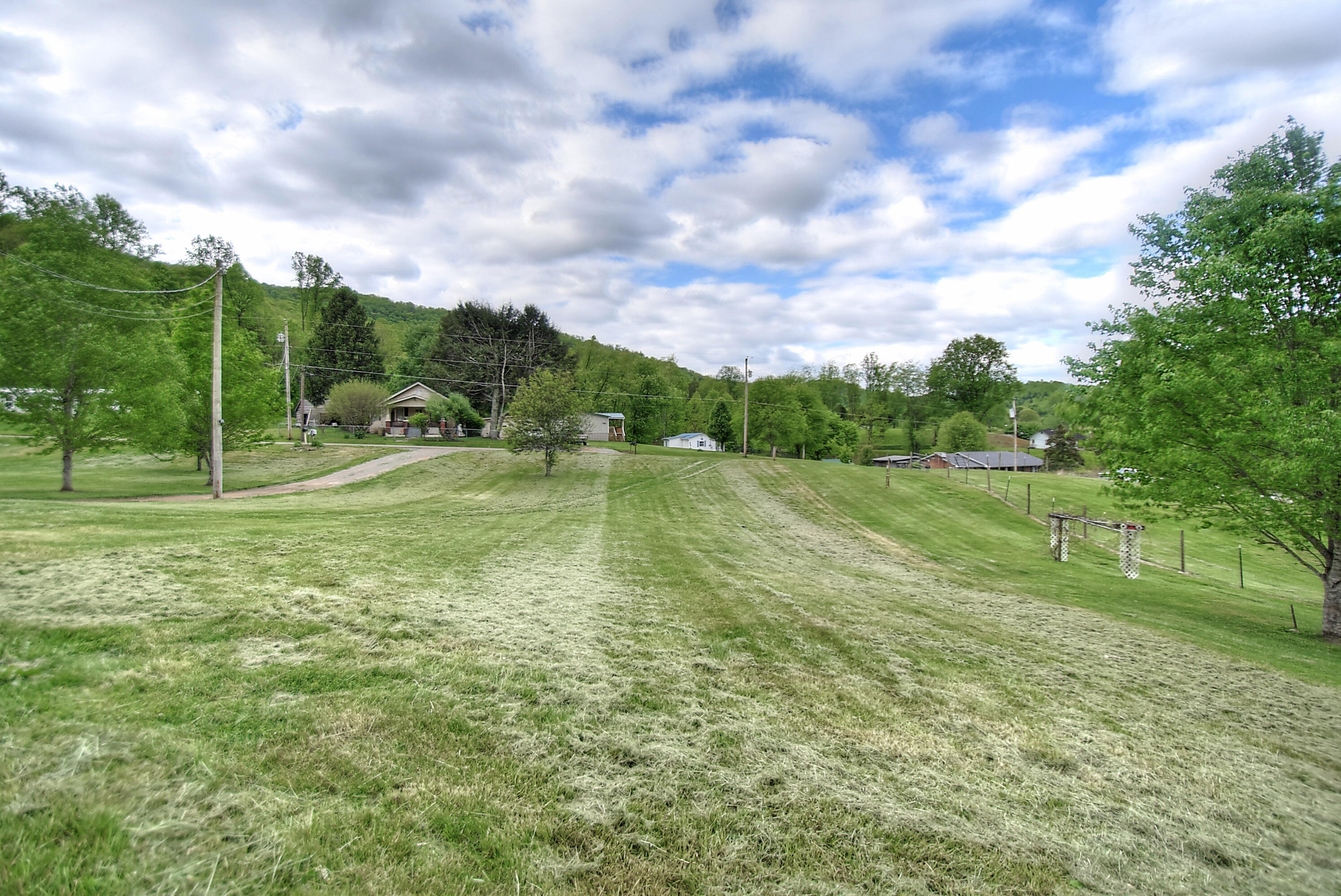 117 Ug Buckles Road Elizabethton, TN 37643 - Photo 23 of 26 DSC_0415_16_17_18_19_20_1