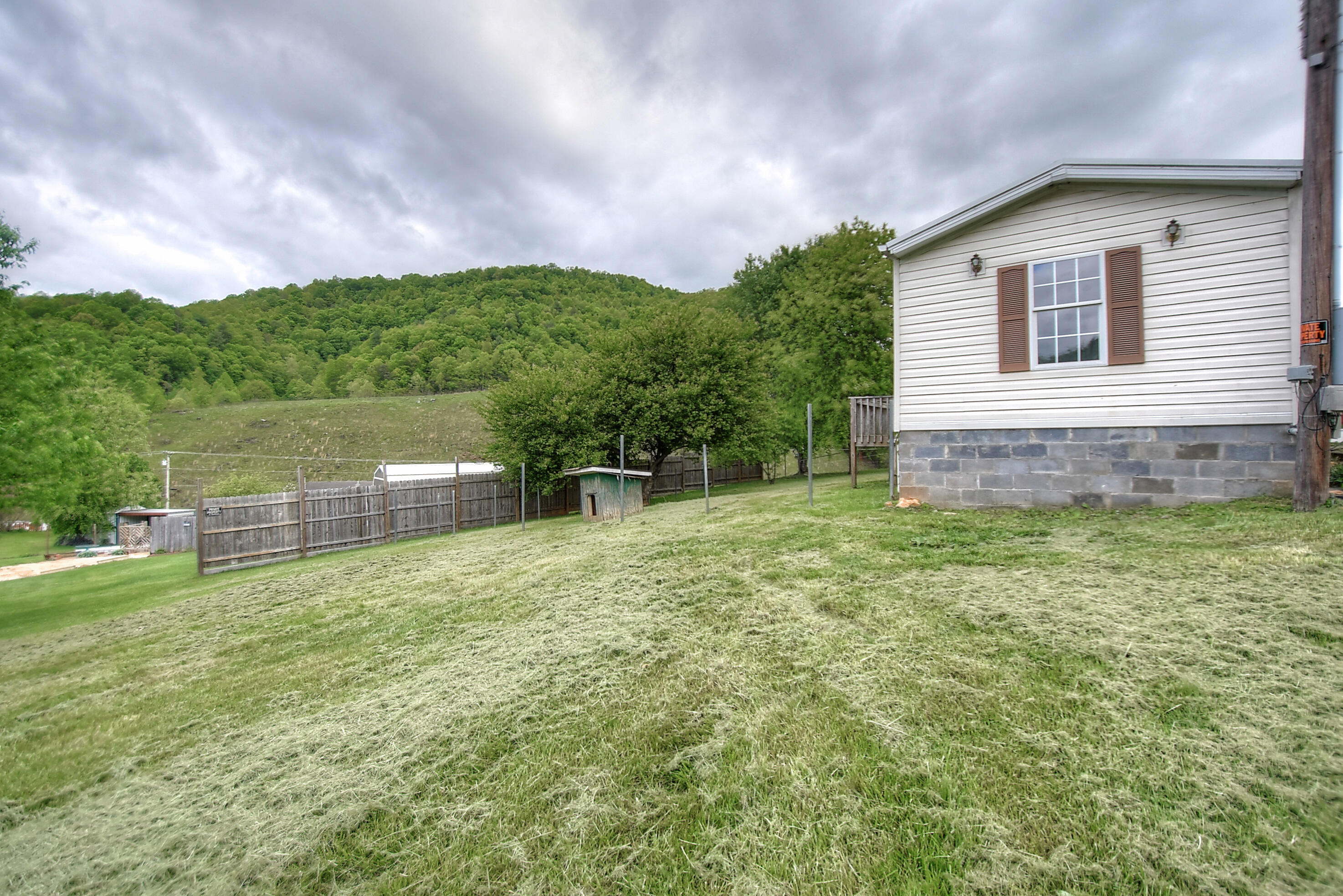 117 Ug Buckles Road Elizabethton, TN 37643 - Photo 24 of 26 DSC_0439_40_41_42_43_44
