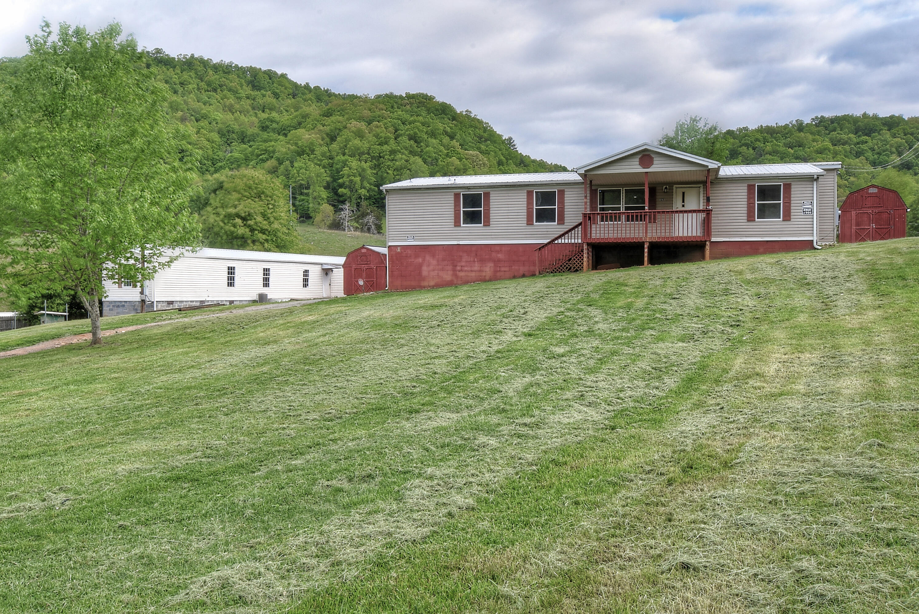 117 Ug Buckles Road Elizabethton, TN 37643 - Photo 26 of 26 DSC_0043_4_5_6_7_8_1