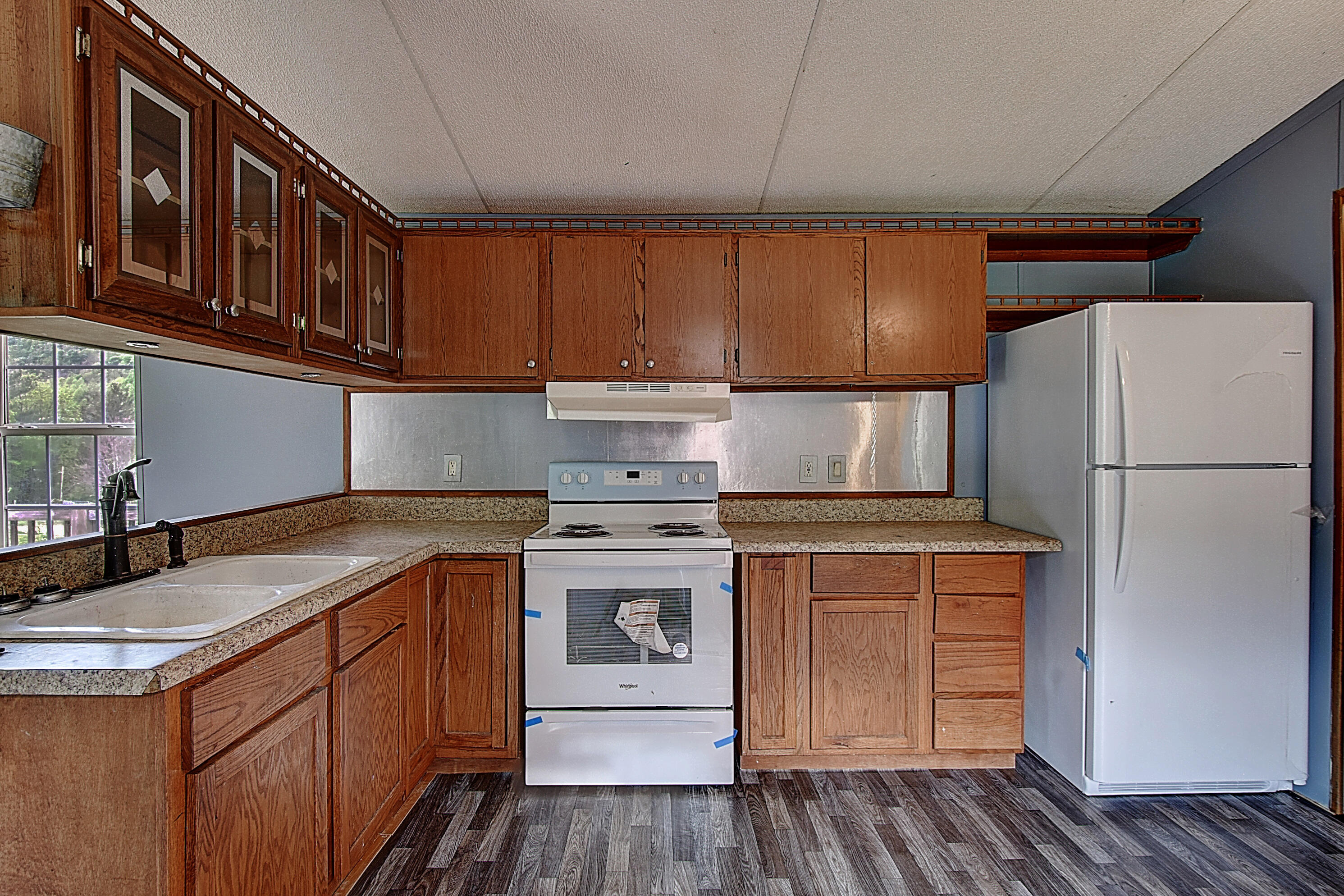 117 Ug Buckles Road Elizabethton, TN 37643 - Photo 10 of 26 DSC_0181And8more