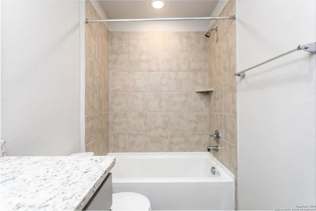 $825,000 | 416 Abigail Alley, San Antonio, TX 78253