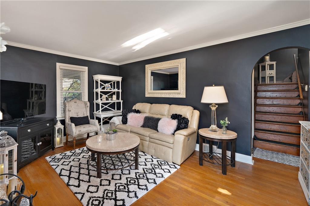 48 Coraopolis Road Coraopolis, PA 15108 - Photo 4 of 25 Gallery Image 4