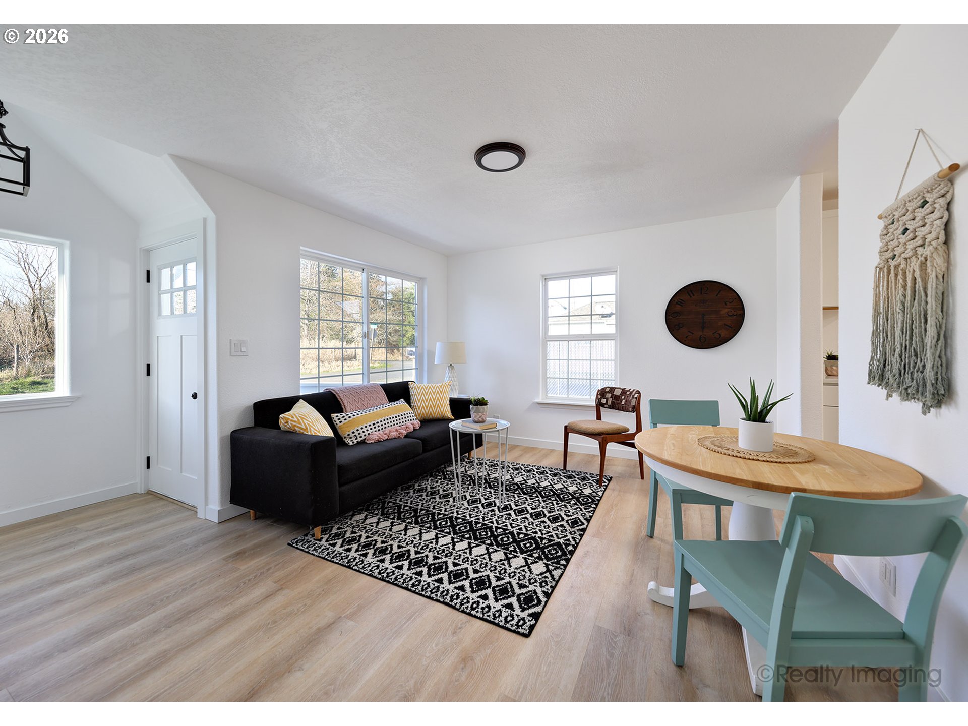 92203 Clover Road Astoria, OR 97103 - Photo 4 of 20