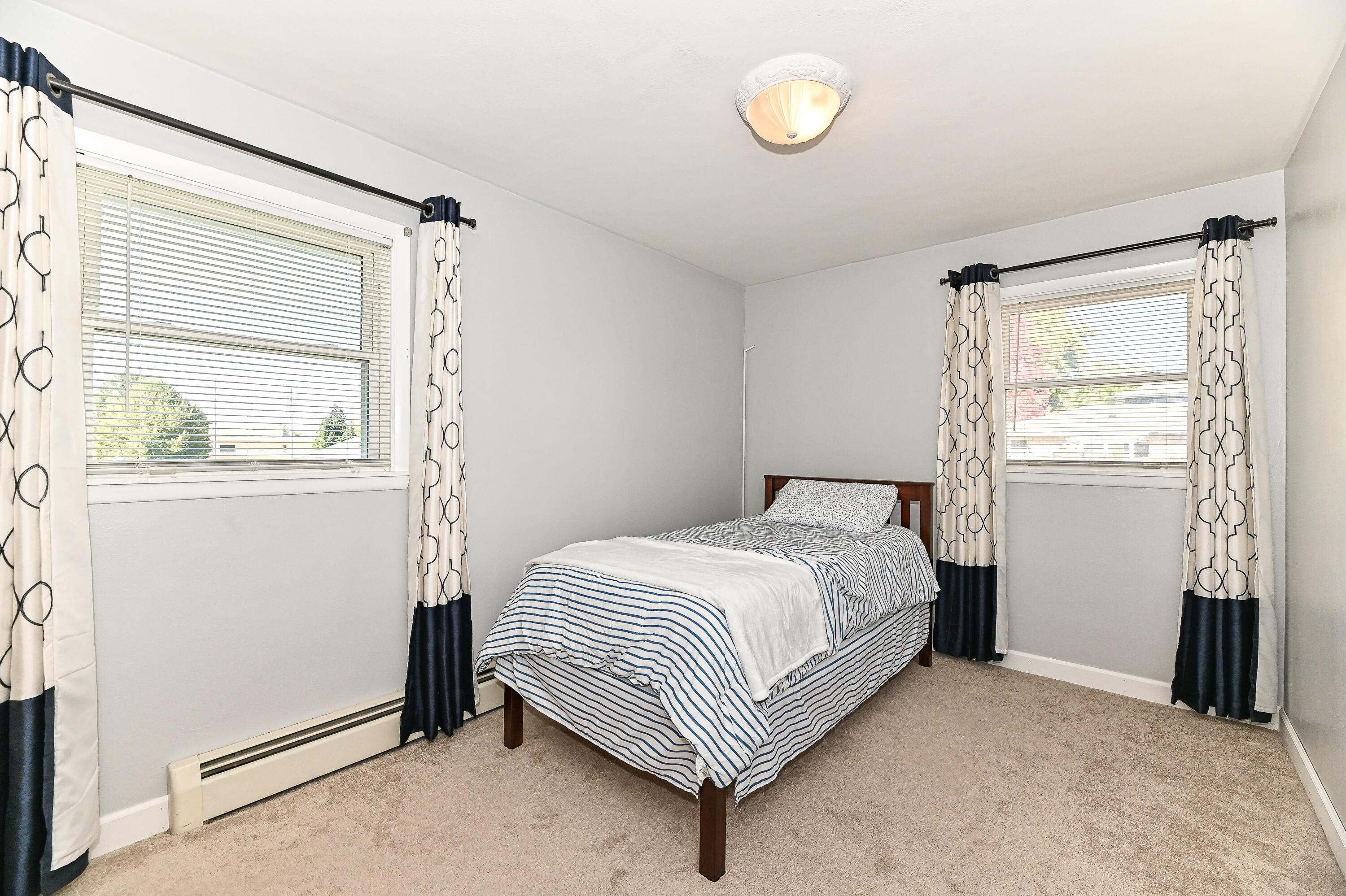 3170 Taylor Avenue Racine, WI 53405 - Photo 30 of 56 Taylor-34