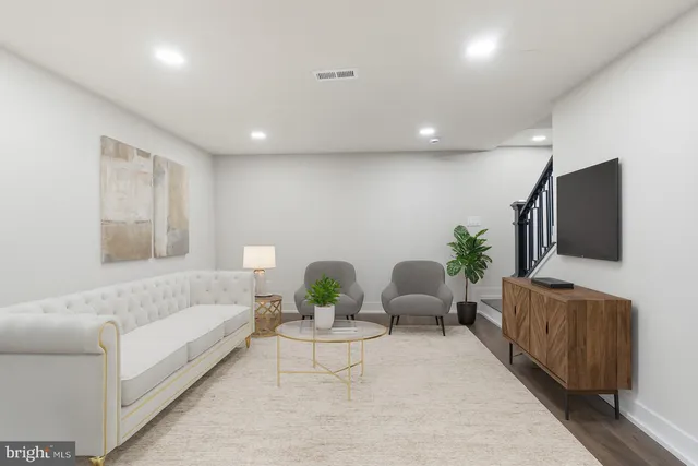 $1,048,900 | 224 Orchard Lane, Harleysville, PA 19438