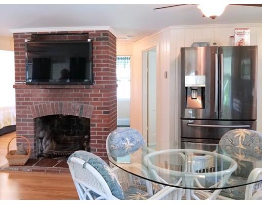 14 Gitche Gumee Road Buzzards Bay, MA 02532 - Photo 5 of 29