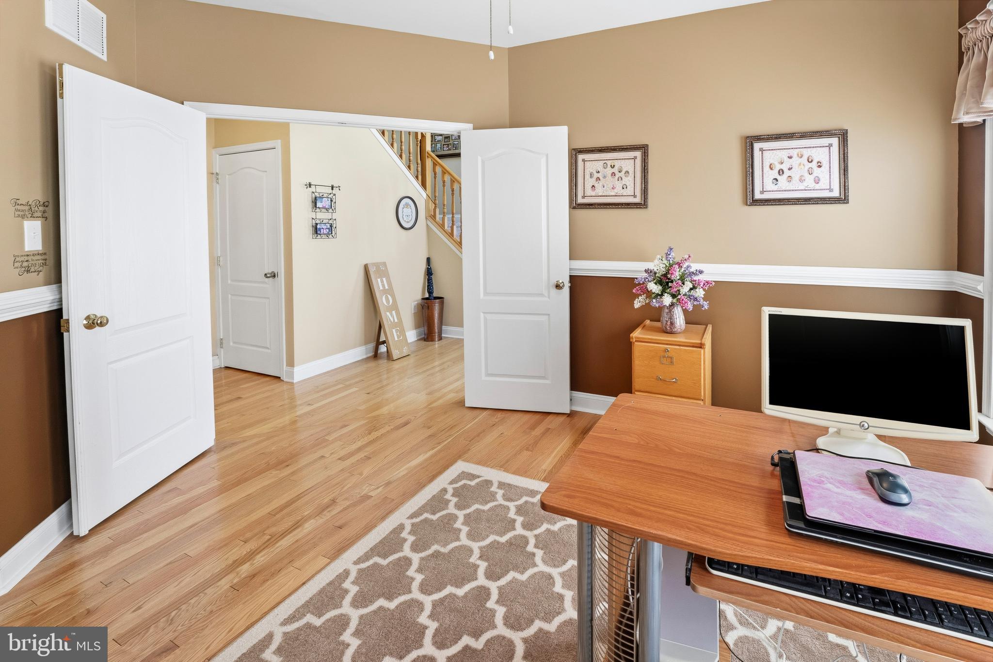 193 Yorktown Road Swedesboro, NJ 08085 - Photo 11 of 36 First Floor Office