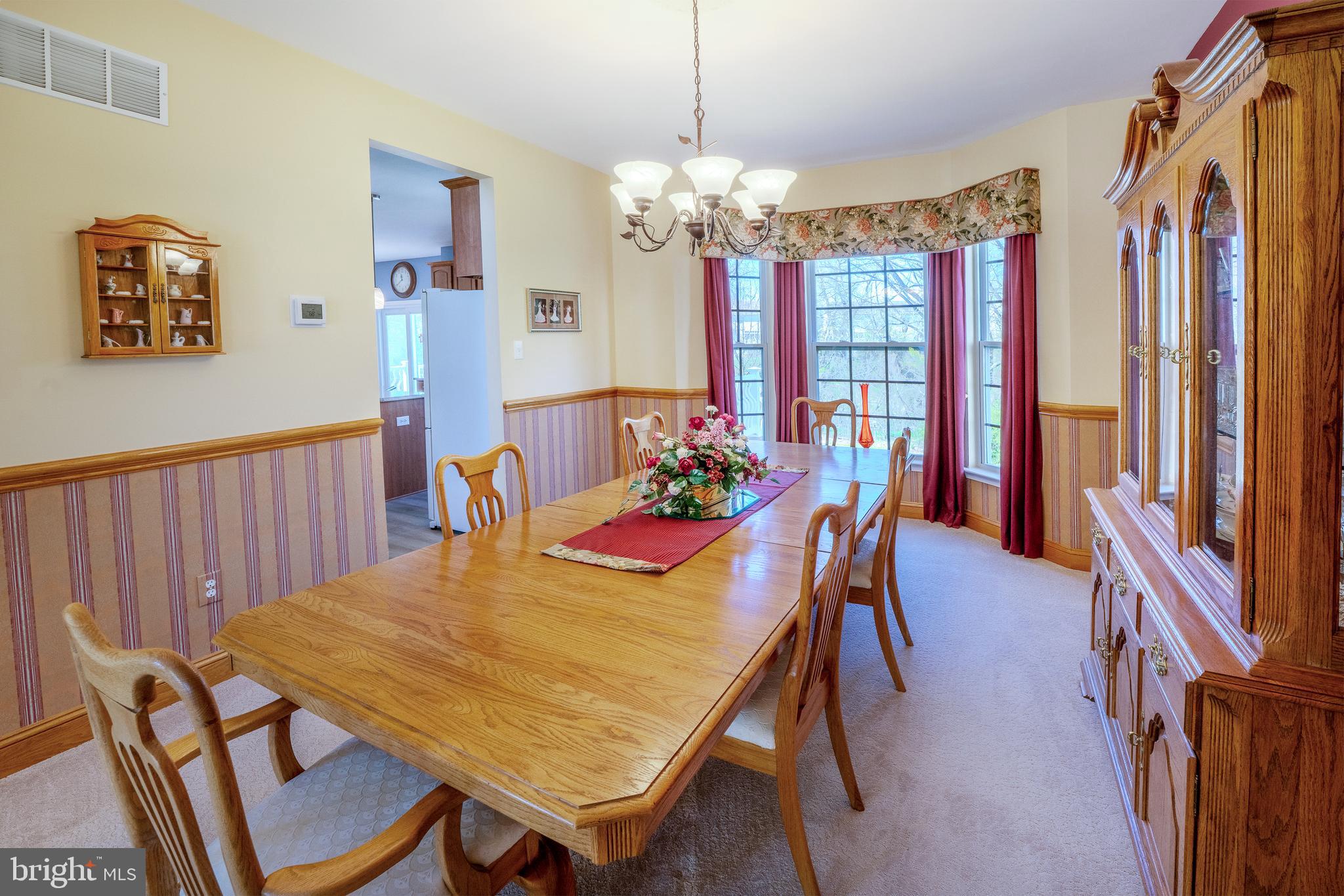 193 Yorktown Road Swedesboro, NJ 08085 - Photo 9 of 36 Dining Room