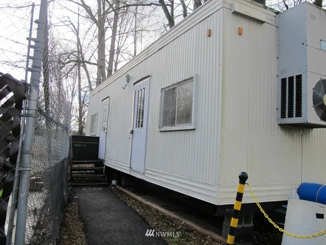 $15,000,000 | 2457 Kamber Road, Bellevue, WA 98007