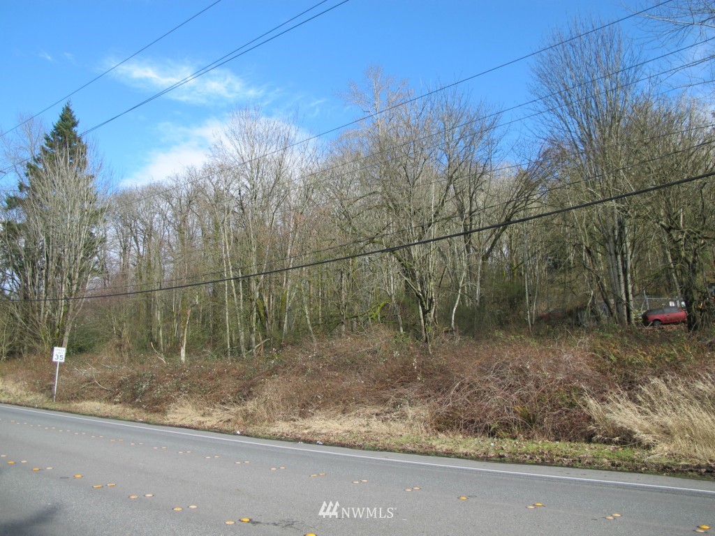 2457 Kamber Road Bellevue, WA 98007 - Photo 9 of 11