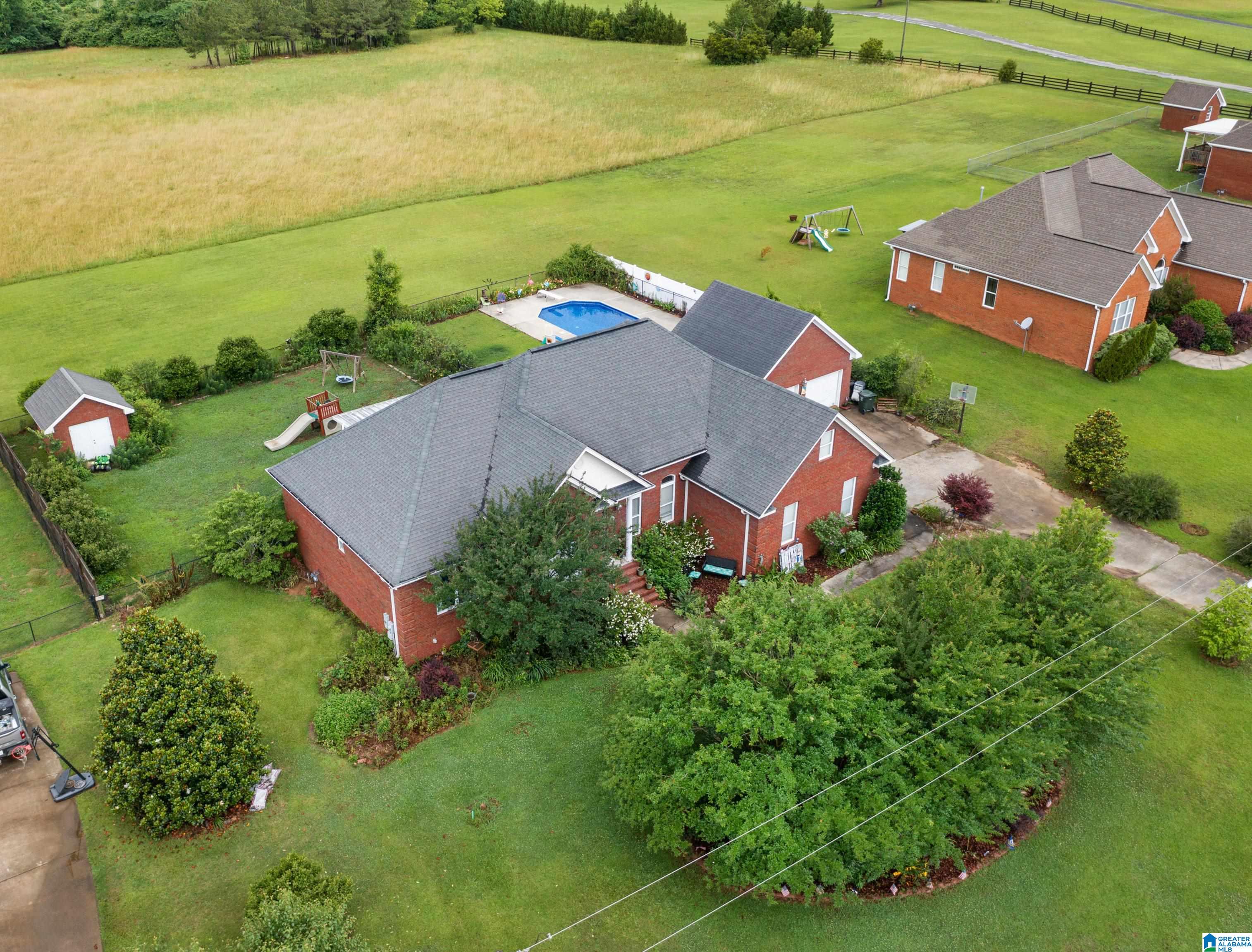 2869 Yellow Leaf Road Clanton, AL 35045 - Photo 2 of 40