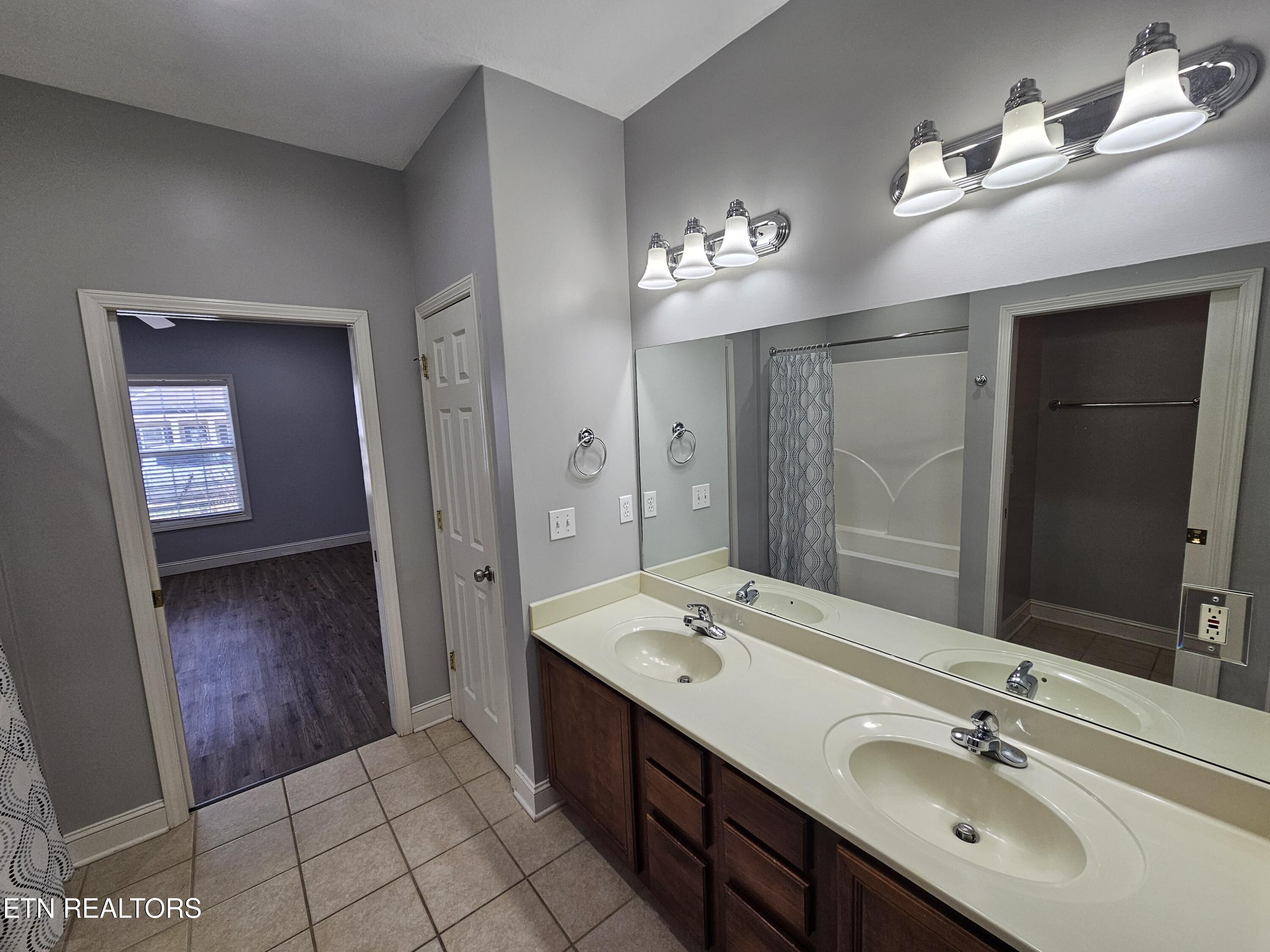 116 Fortenberry Street Oak Ridge, TN 37830 - Photo 15 of 36 20260325_151459