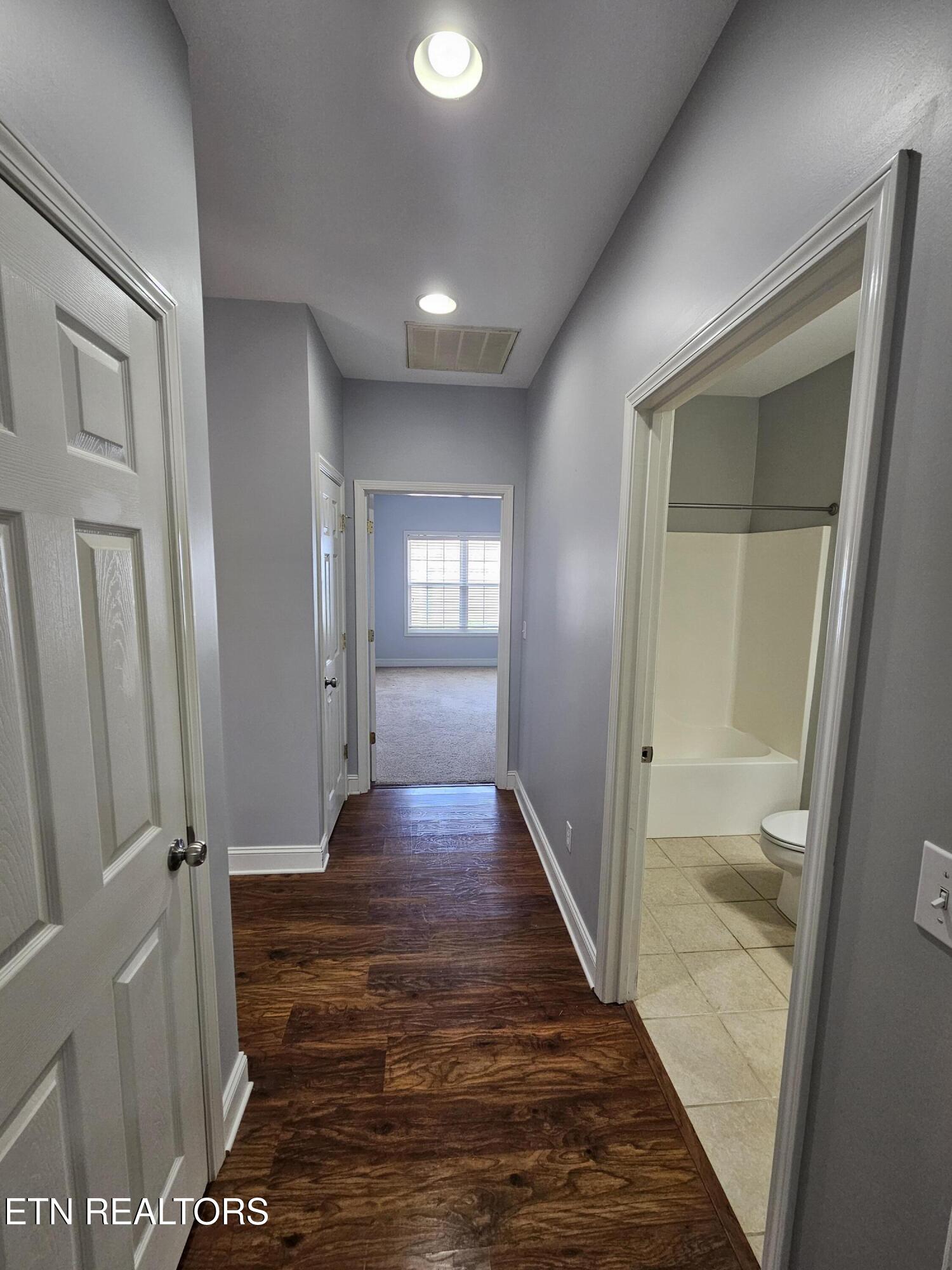 116 Fortenberry Street Oak Ridge, TN 37830 - Photo 24 of 36 20260325_151844