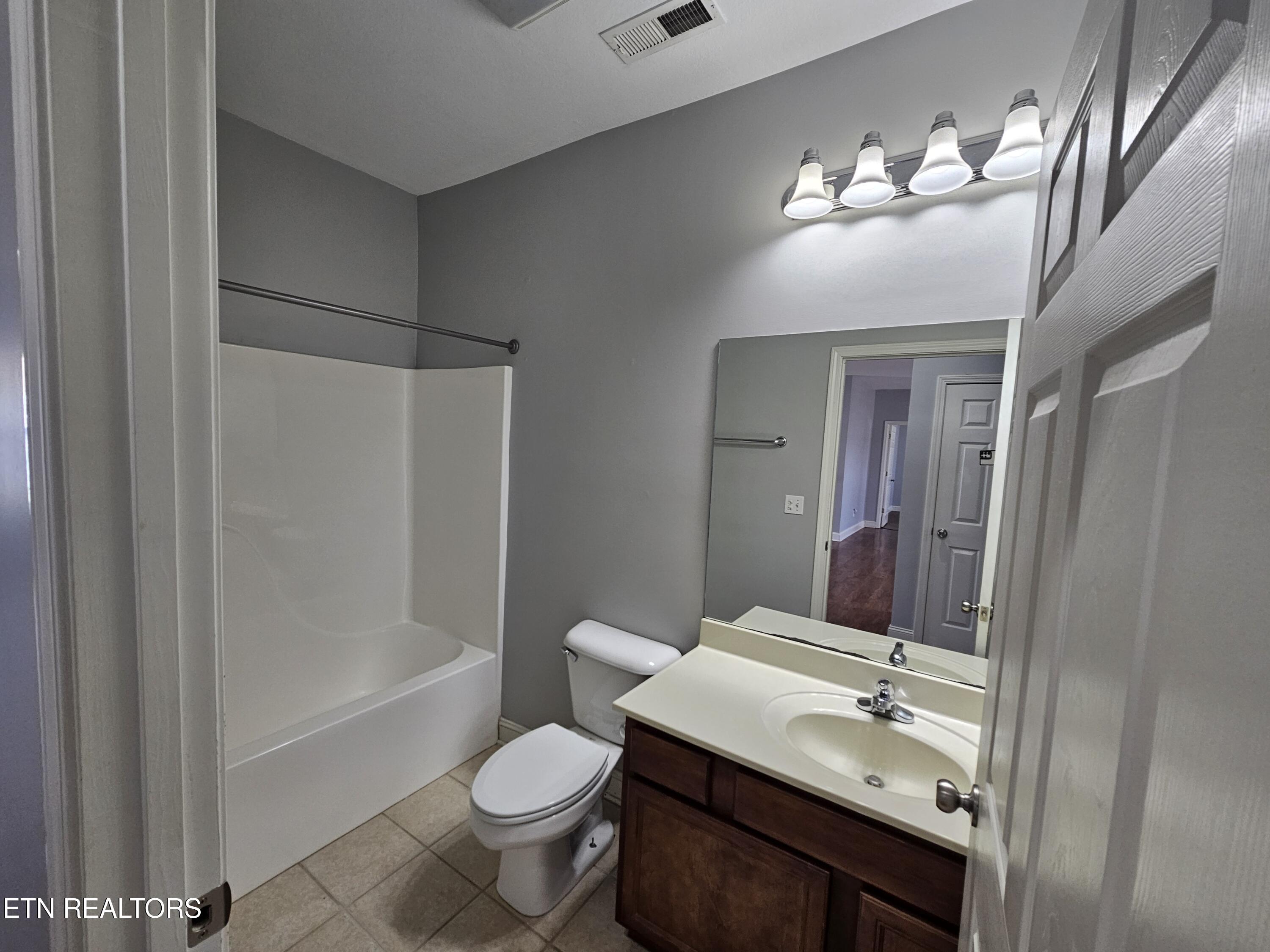 116 Fortenberry Street Oak Ridge, TN 37830 - Photo 25 of 36 20260325_151913