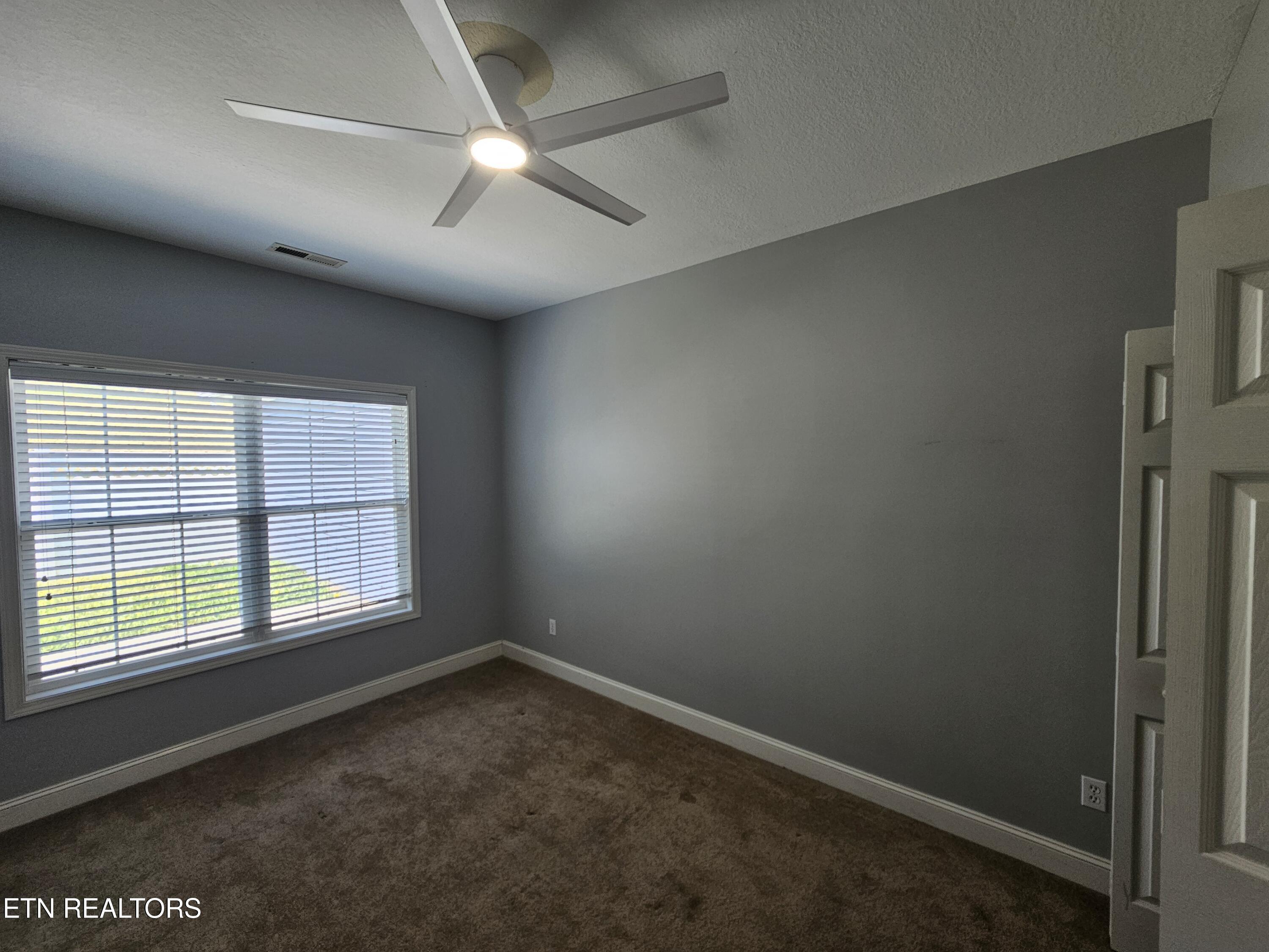 116 Fortenberry Street Oak Ridge, TN 37830 - Photo 29 of 36 20260325_152131