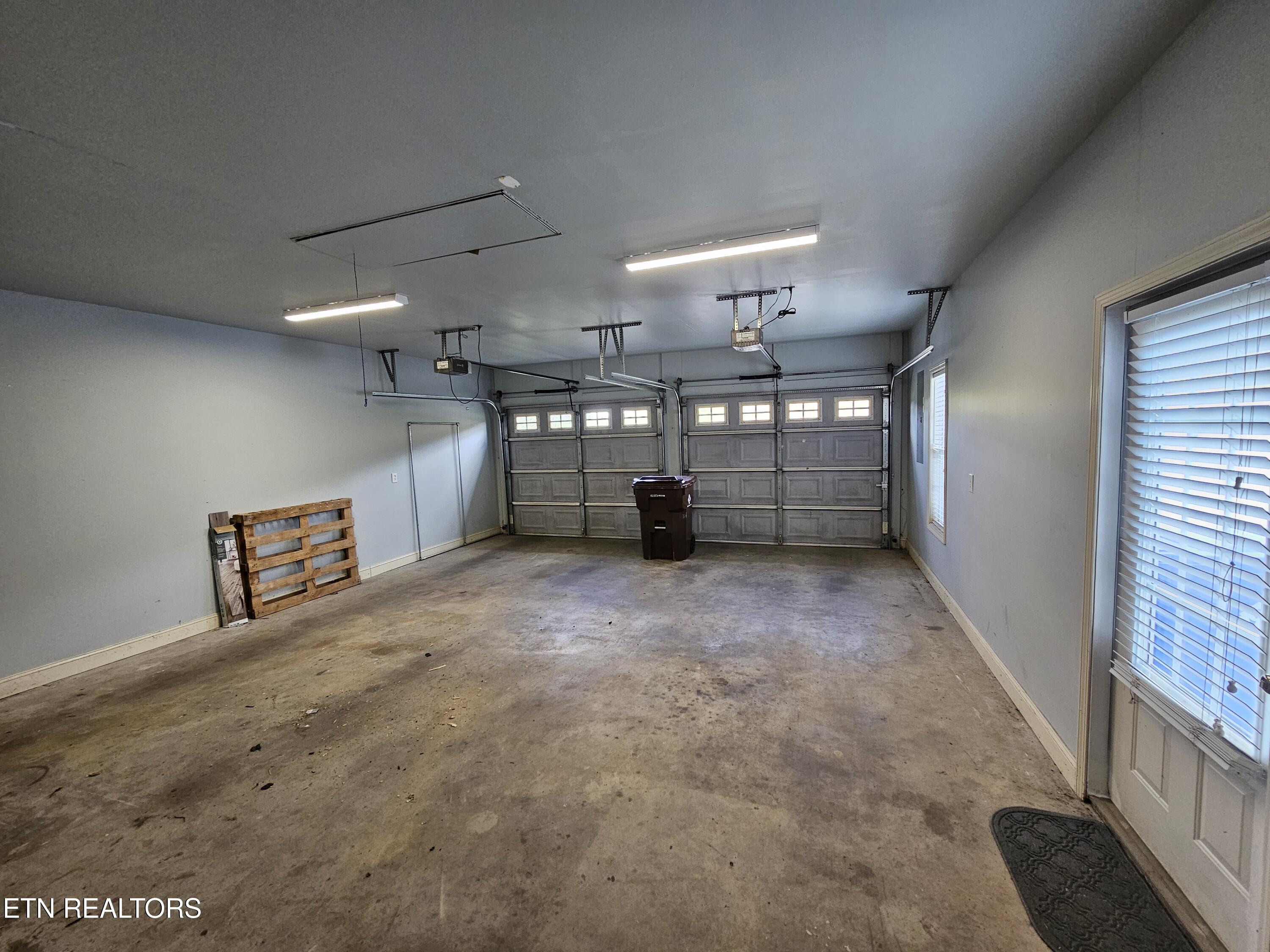 116 Fortenberry Street Oak Ridge, TN 37830 - Photo 31 of 36 20260331_131650