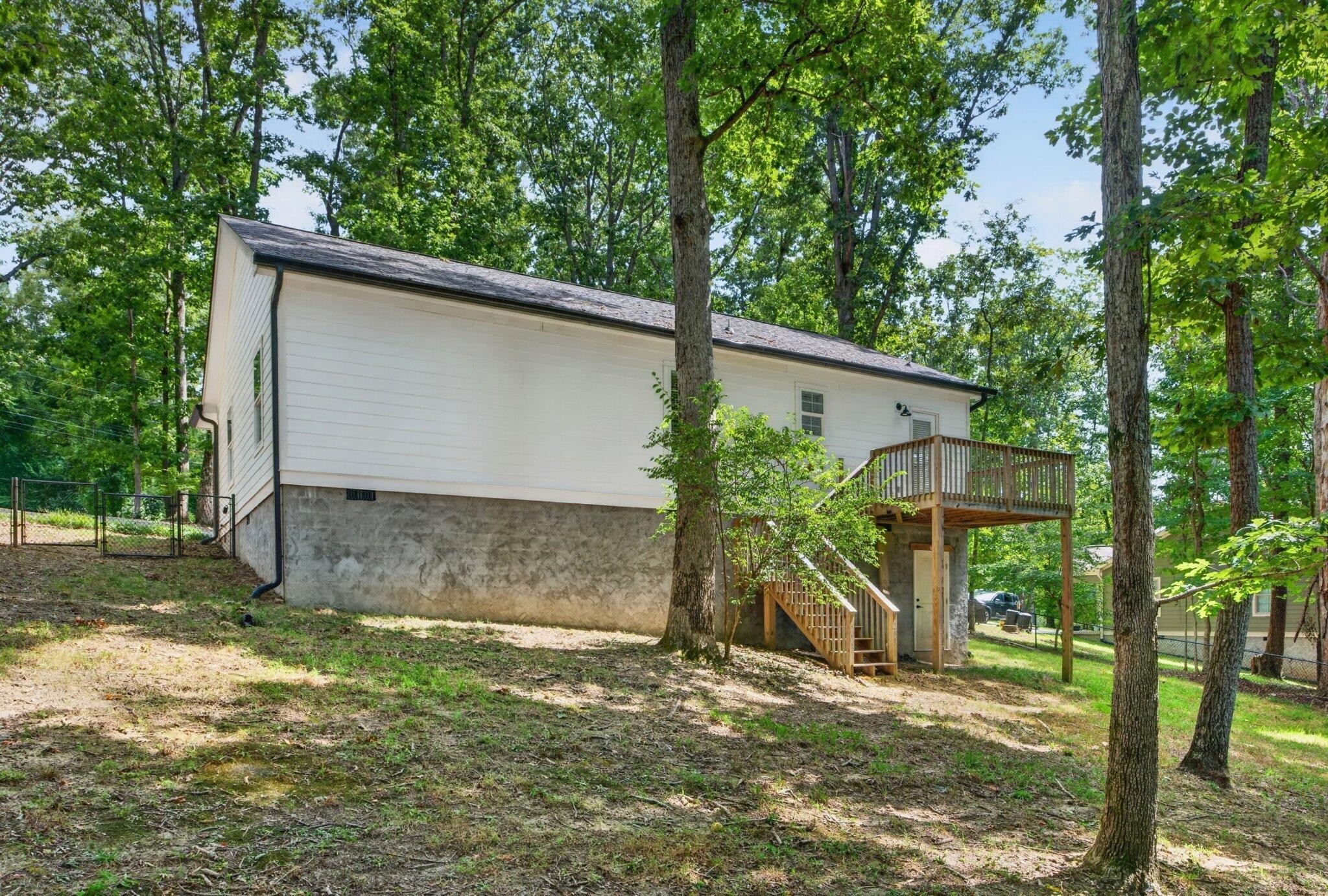 184 Middle Road Lookout Mountain, GA 30750 - Photo 35 of 39 Gallery Image 35