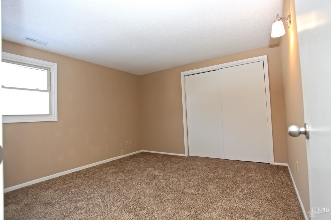1105 West Till Road Fort Wayne, IN 46825 - Photo 11 of 14