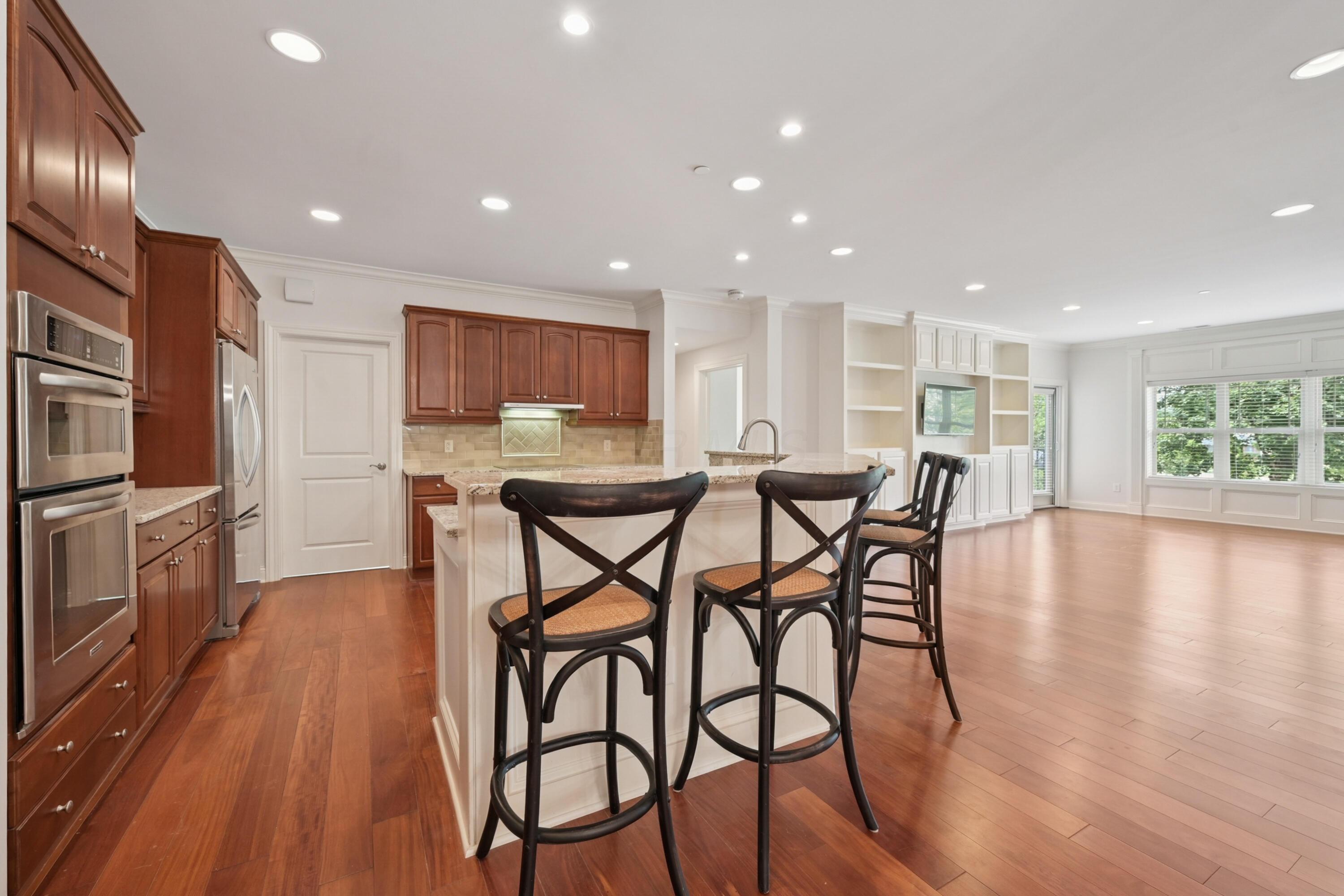 3175 Tremont Road, Unit 215 Columbus, OH 43221 - Photo 10 of 66 14-print-Tremont Rd-S2207-014