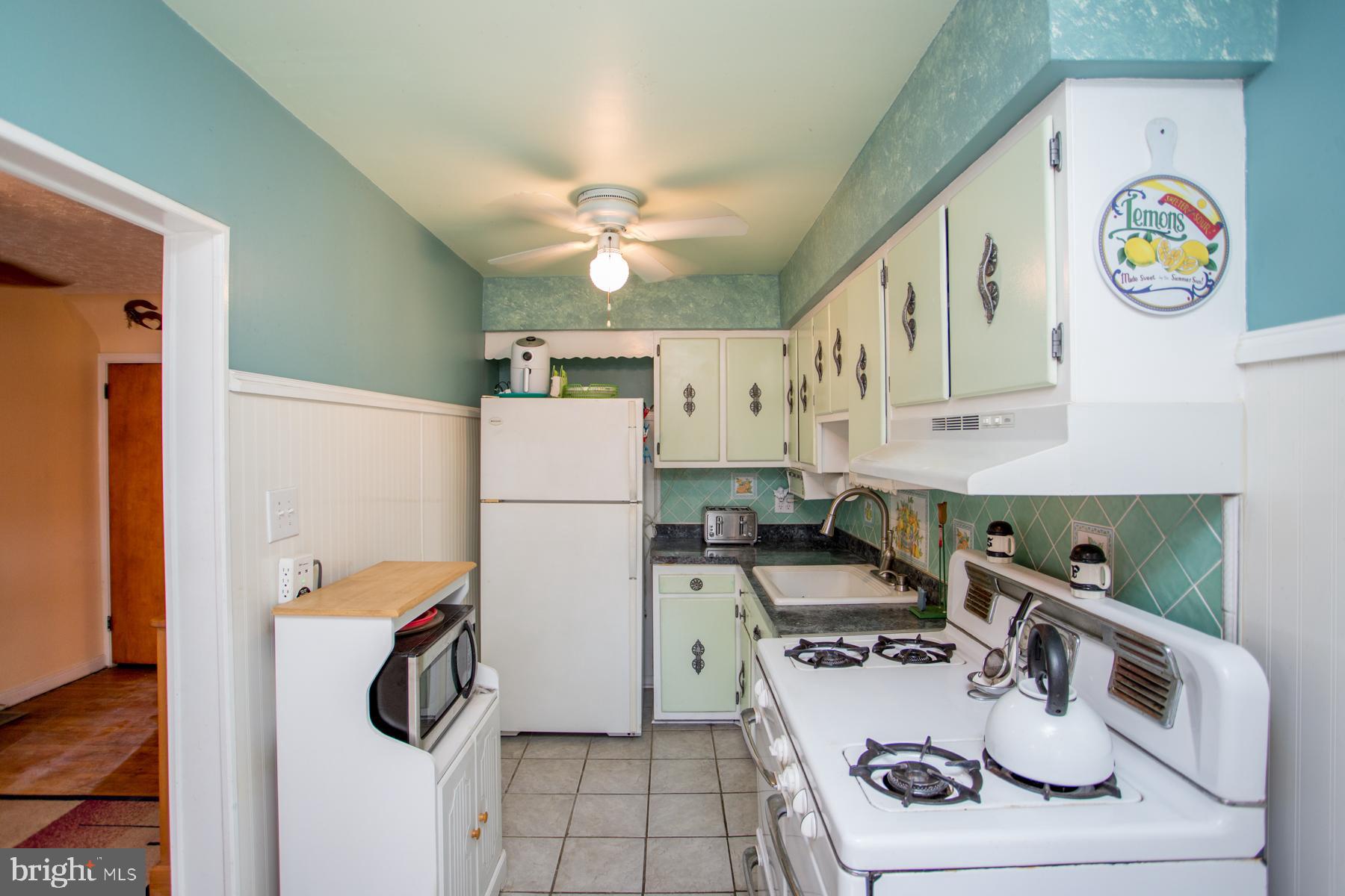 3302 Fordham Road Philadelphia, PA 19114 - Photo 13 of 32 Gallery Image 13