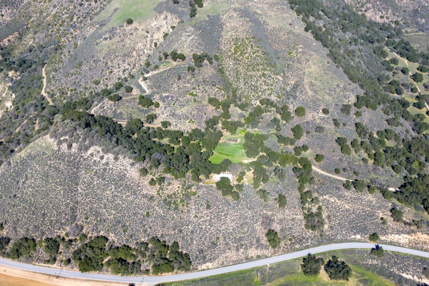47292 Arroyo Seco Road Greenfield, CA 93927 - Photo 2 of 37 a view of a yard with wooden fence