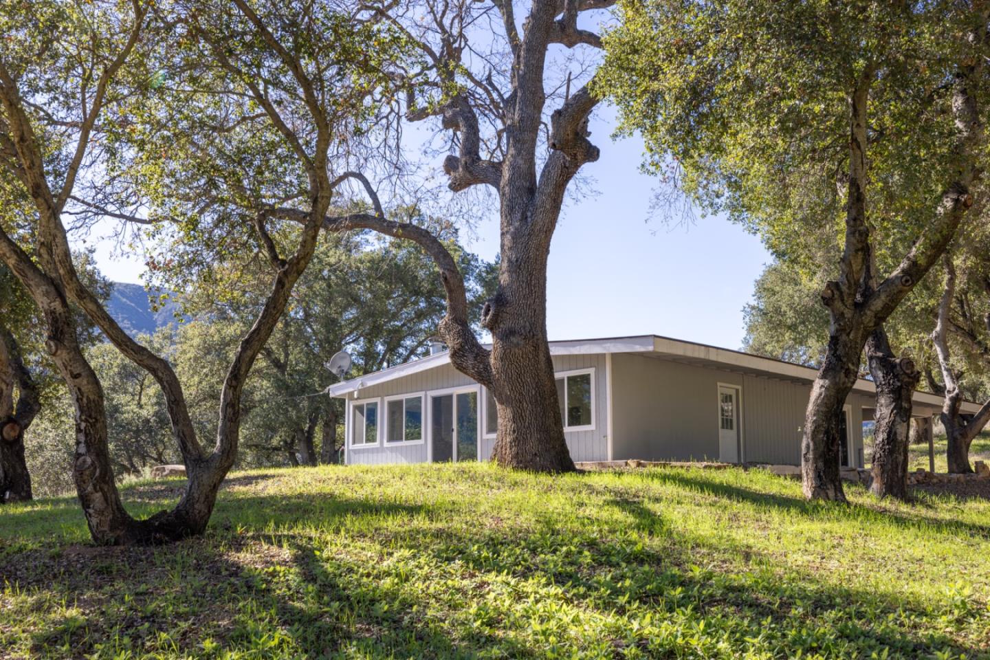 47292 Arroyo Seco Road Greenfield, CA 93927 - Photo 5 of 37 a front view of a house with garden