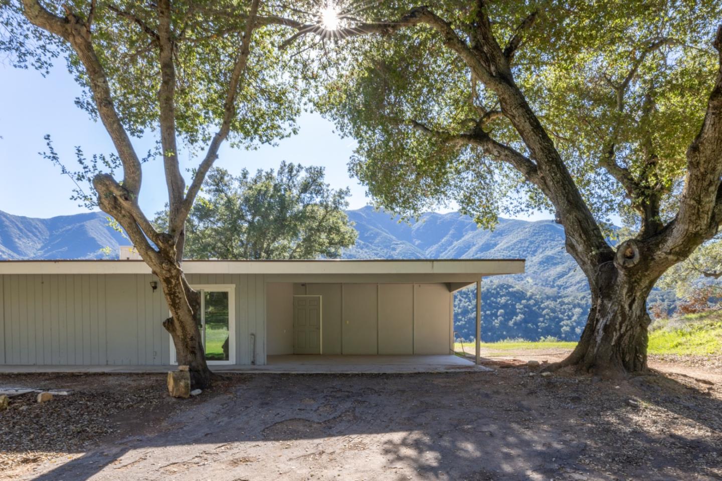 47292 Arroyo Seco Road Greenfield, CA 93927 - Photo 6 of 37 a view of outdoor space and yard