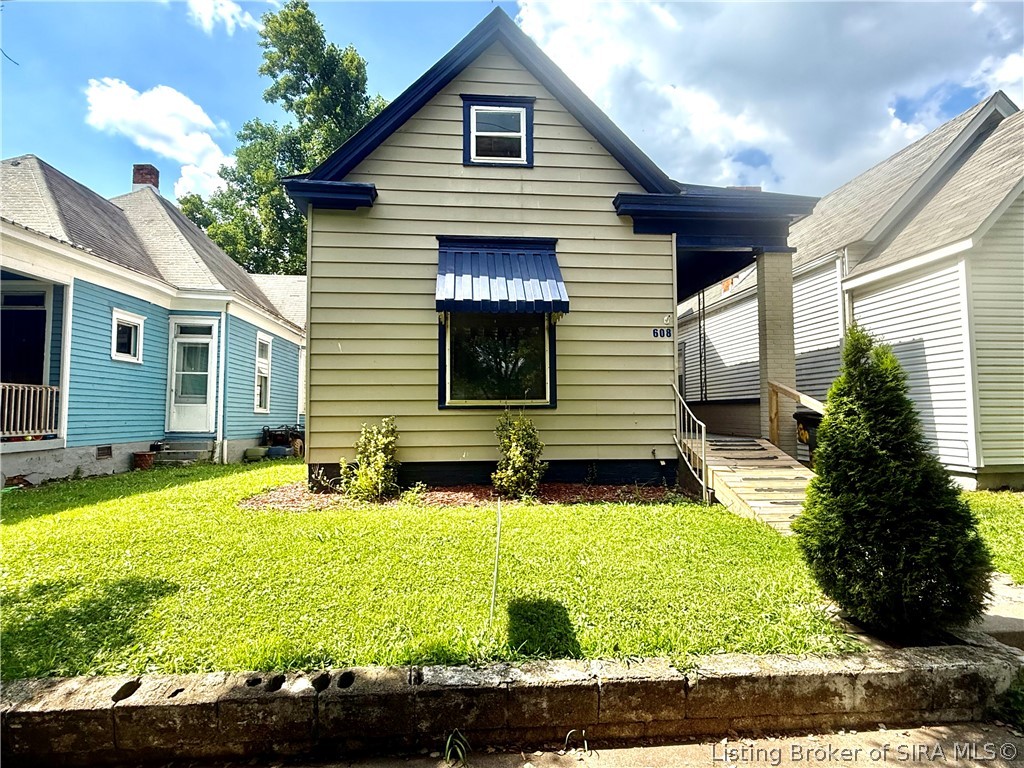 608 West Spring Street New Albany, IN 47150 - Photo 2 of 20