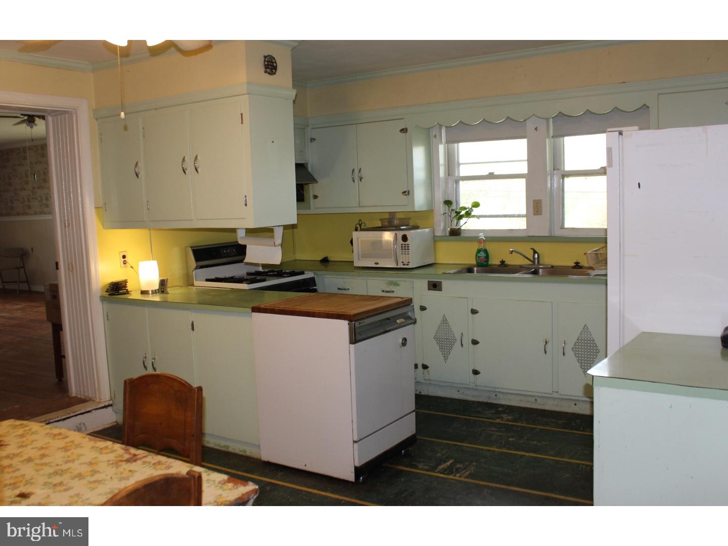 560 Fretz Road Souderton, PA 18964 - Photo 16 of 25 Kitchen