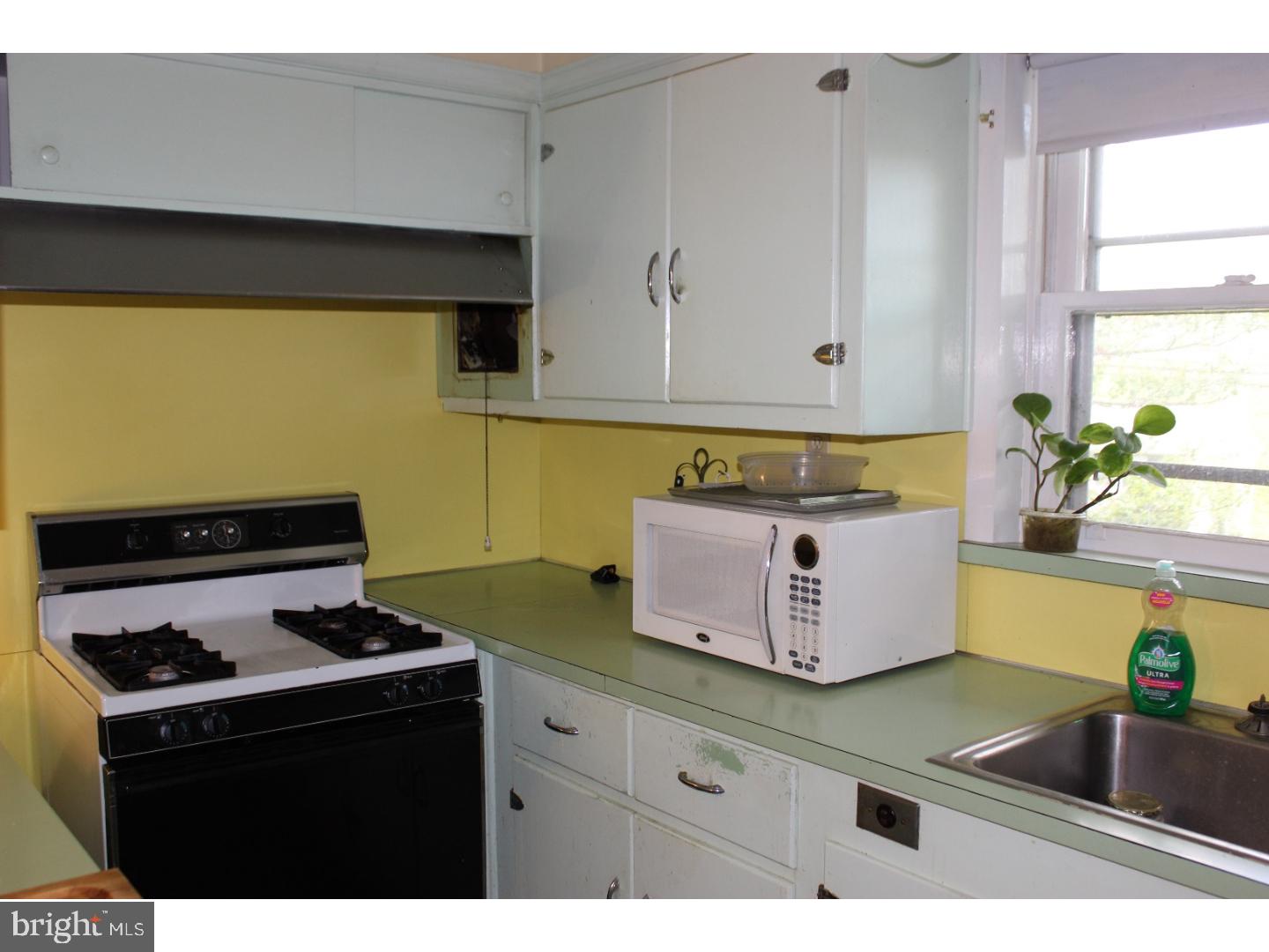 560 Fretz Road Souderton, PA 18964 - Photo 17 of 25 Kitchen