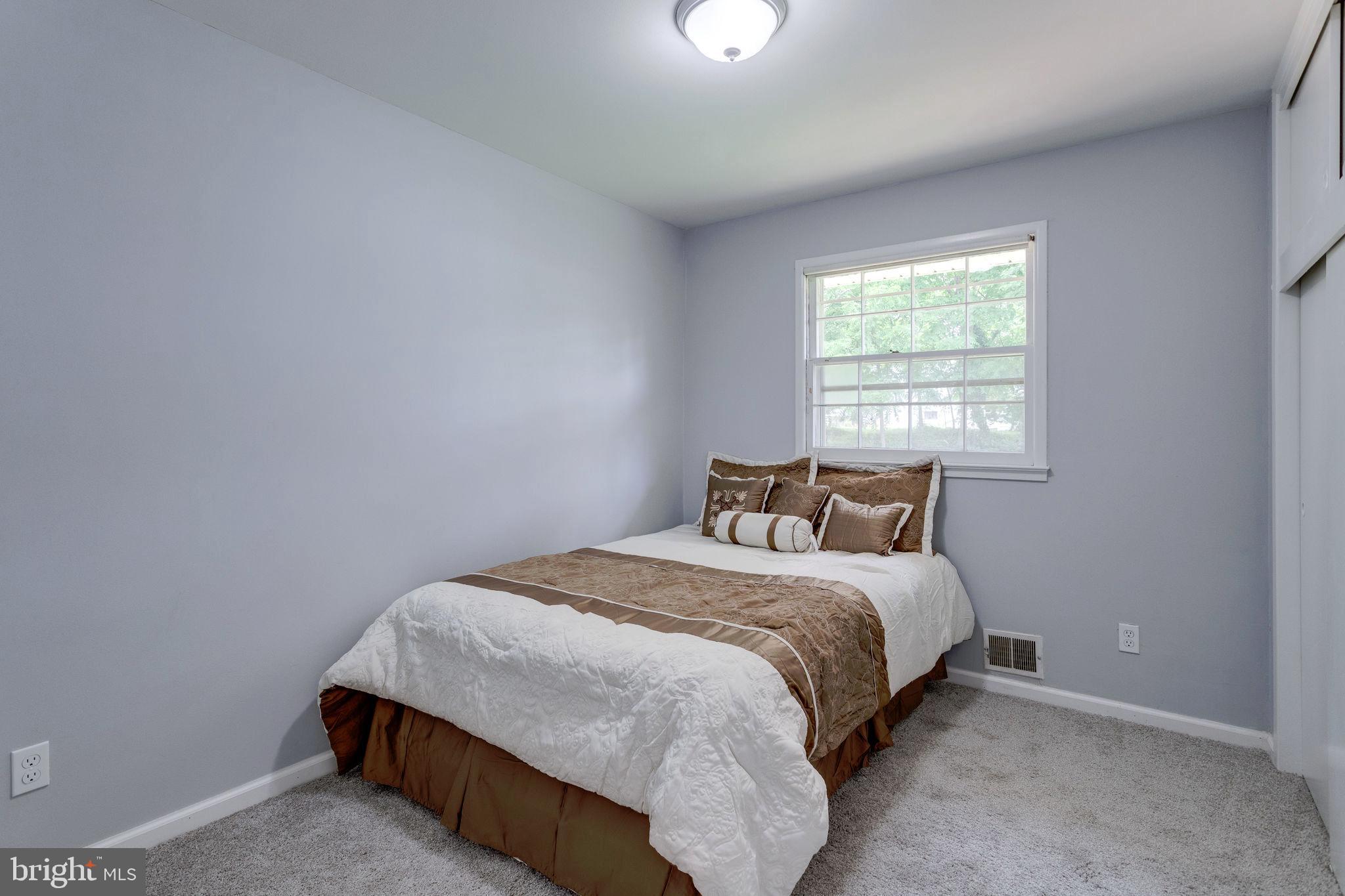 5416 Moultrie Road Springfield, VA 22151 - Photo 12 of 33 Bedroom 1