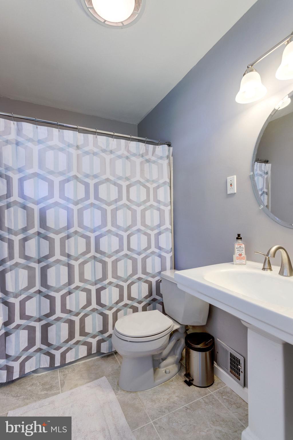 5416 Moultrie Road Springfield, VA 22151 - Photo 17 of 33 Master Bathroom