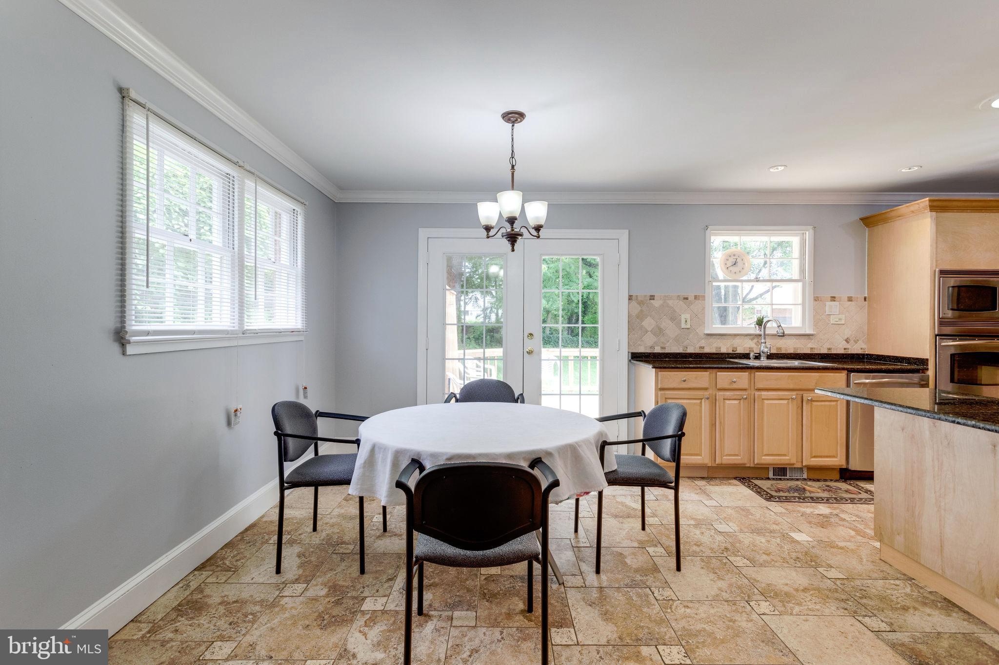 5416 Moultrie Road Springfield, VA 22151 - Photo 5 of 33 Dining Room