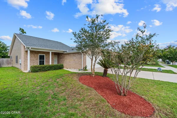 $299,900 | 816 East 24th Street, Lynn Haven, FL 32444