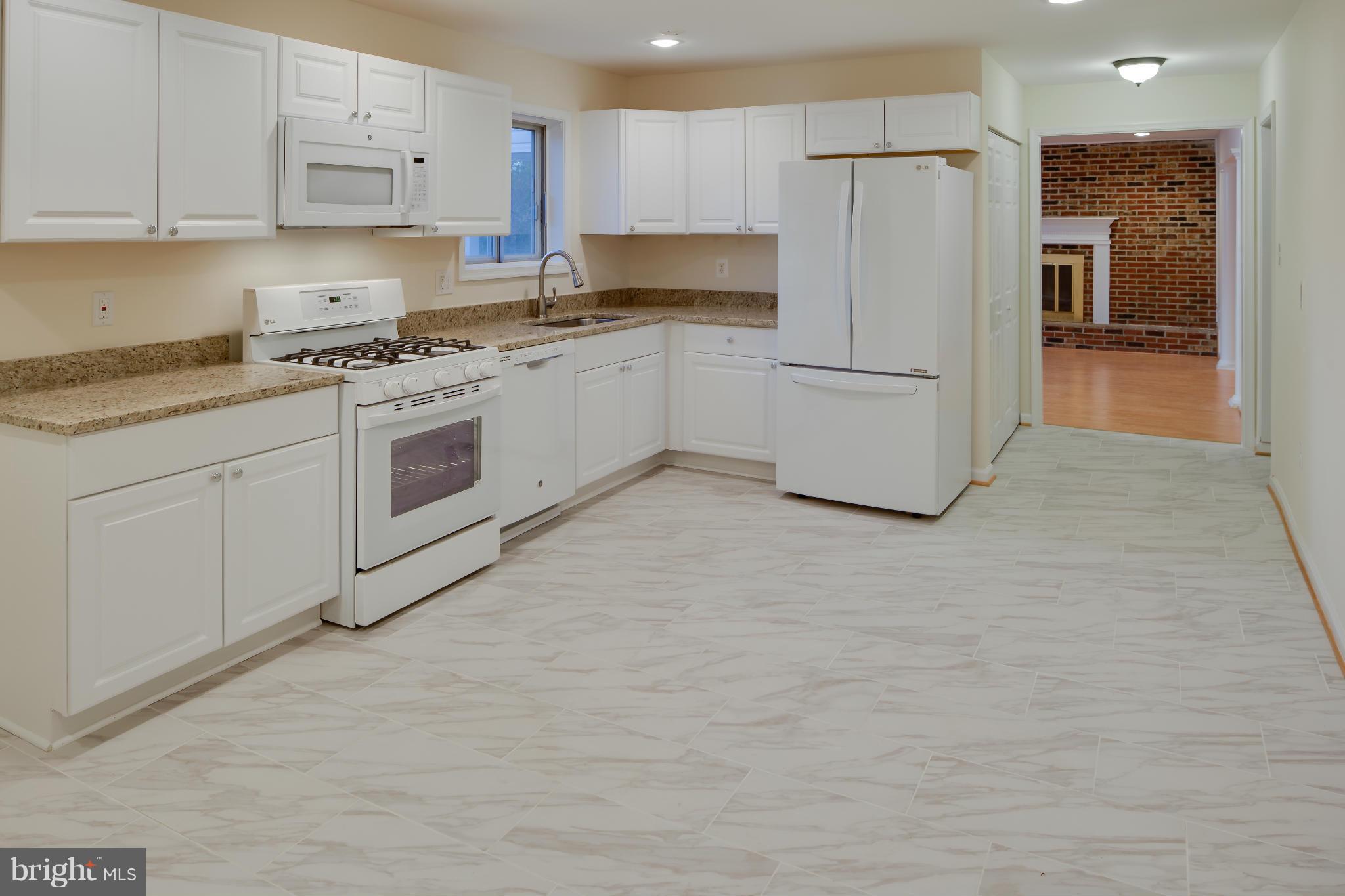 8540 Stonewall Road Manassas, VA 20110 - Photo 14 of 30 Kitchen
