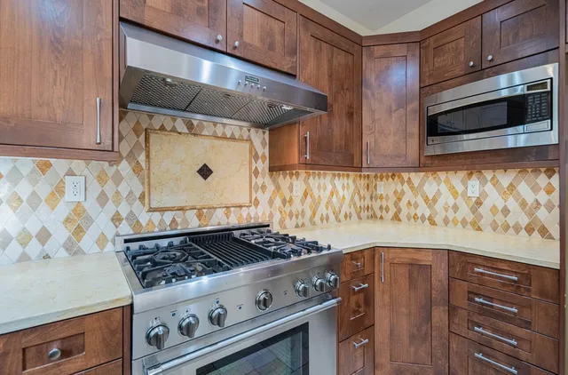 $930,000 | 18050 Stonehaven, Salinas, CA 93908