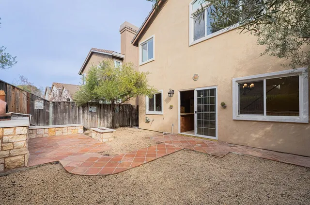 $930,000 | 18050 Stonehaven, Salinas, CA 93908