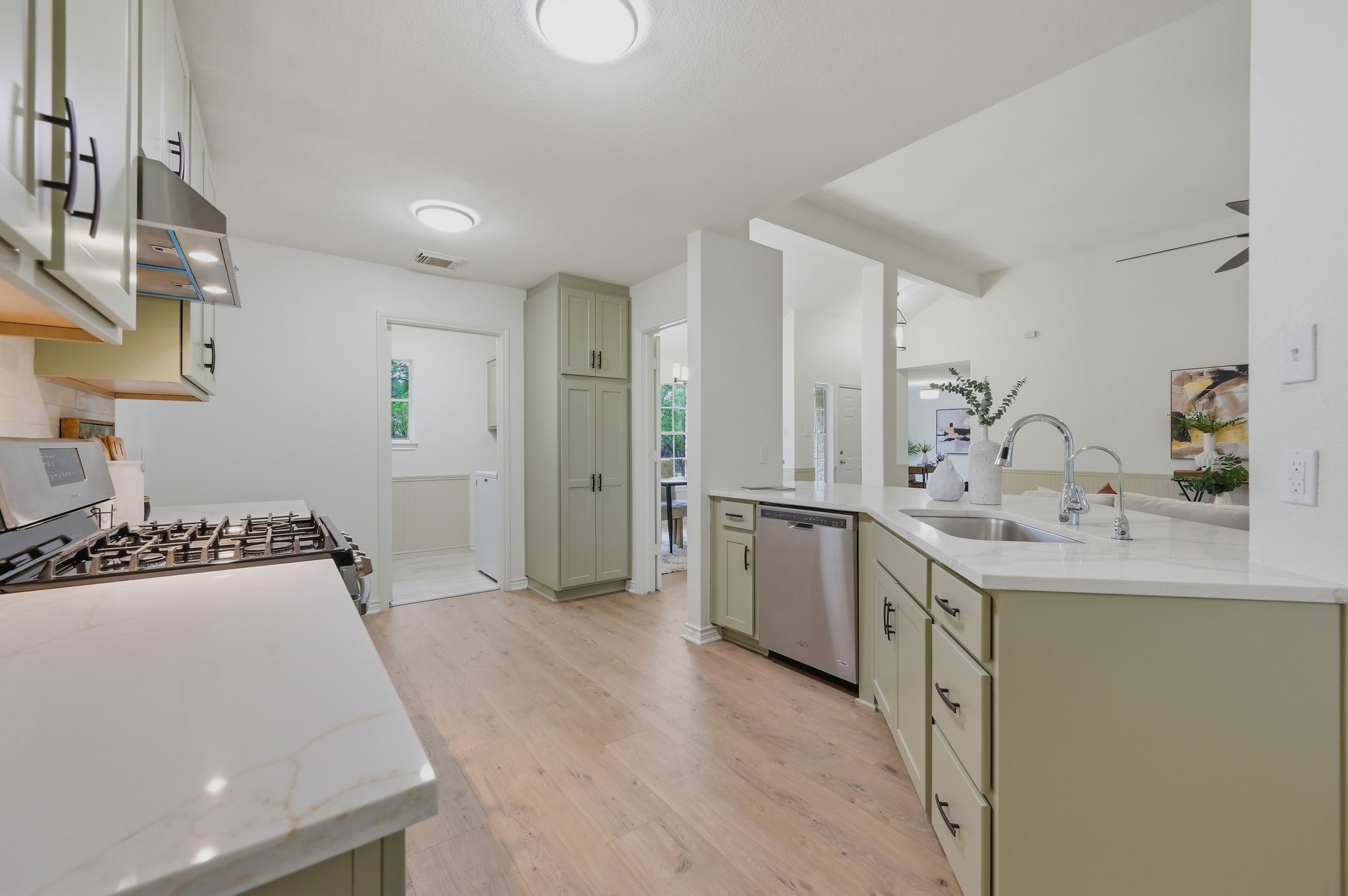 375 Rhodes Lane Wimberley, TX 78676 - Photo 8 of 34