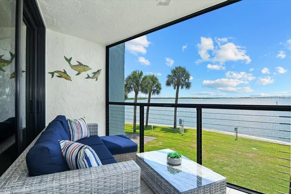 $789,000 | 1085 Bald Eagle Drive, Unit A209, Marco Island, FL 34145