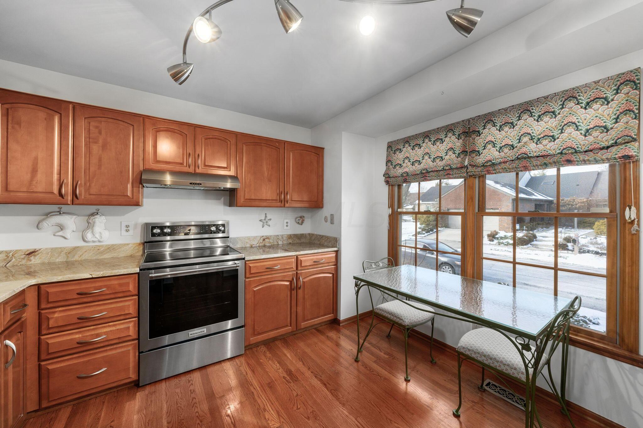 2159 Sandston Road Columbus, OH 43220 - Photo 5 of 38 Kitchen