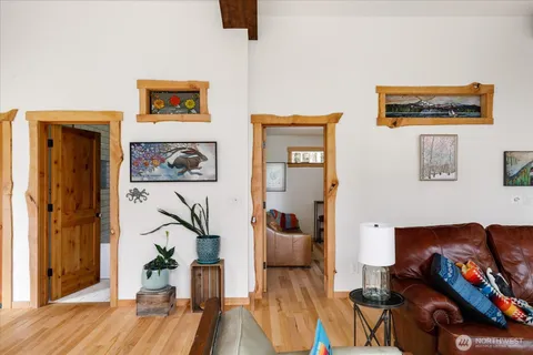 $1,195,000 | 5287 Maxwelton Road, Langley, WA 98260