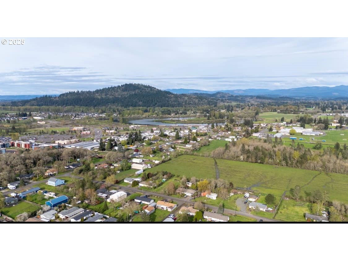 500 View Lane Lebanon, OR 97355 - Photo 11 of 11